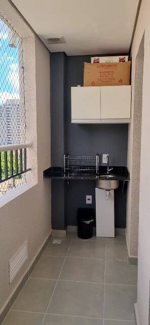 Apartamento à venda com 2 quartos, 61m² - Foto 2