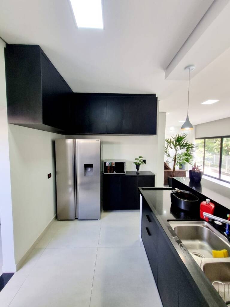 Casa de Condomínio à venda com 3 quartos, 230m² - Foto 8