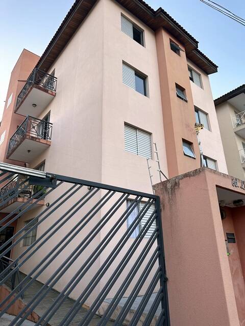 Apartamento para alugar com 2 quartos, 70m² - Foto 2