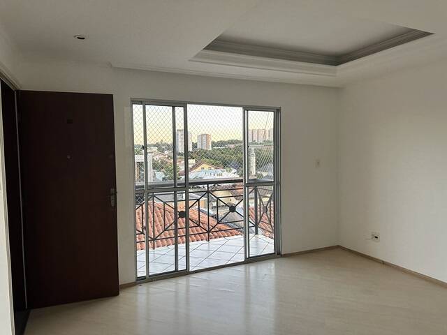 Apartamento para alugar com 2 quartos, 70m² - Foto 10