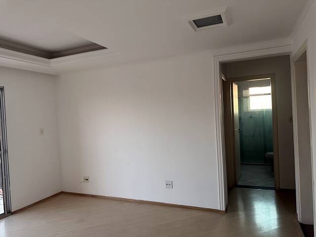 Apartamento para alugar com 2 quartos, 70m² - Foto 7
