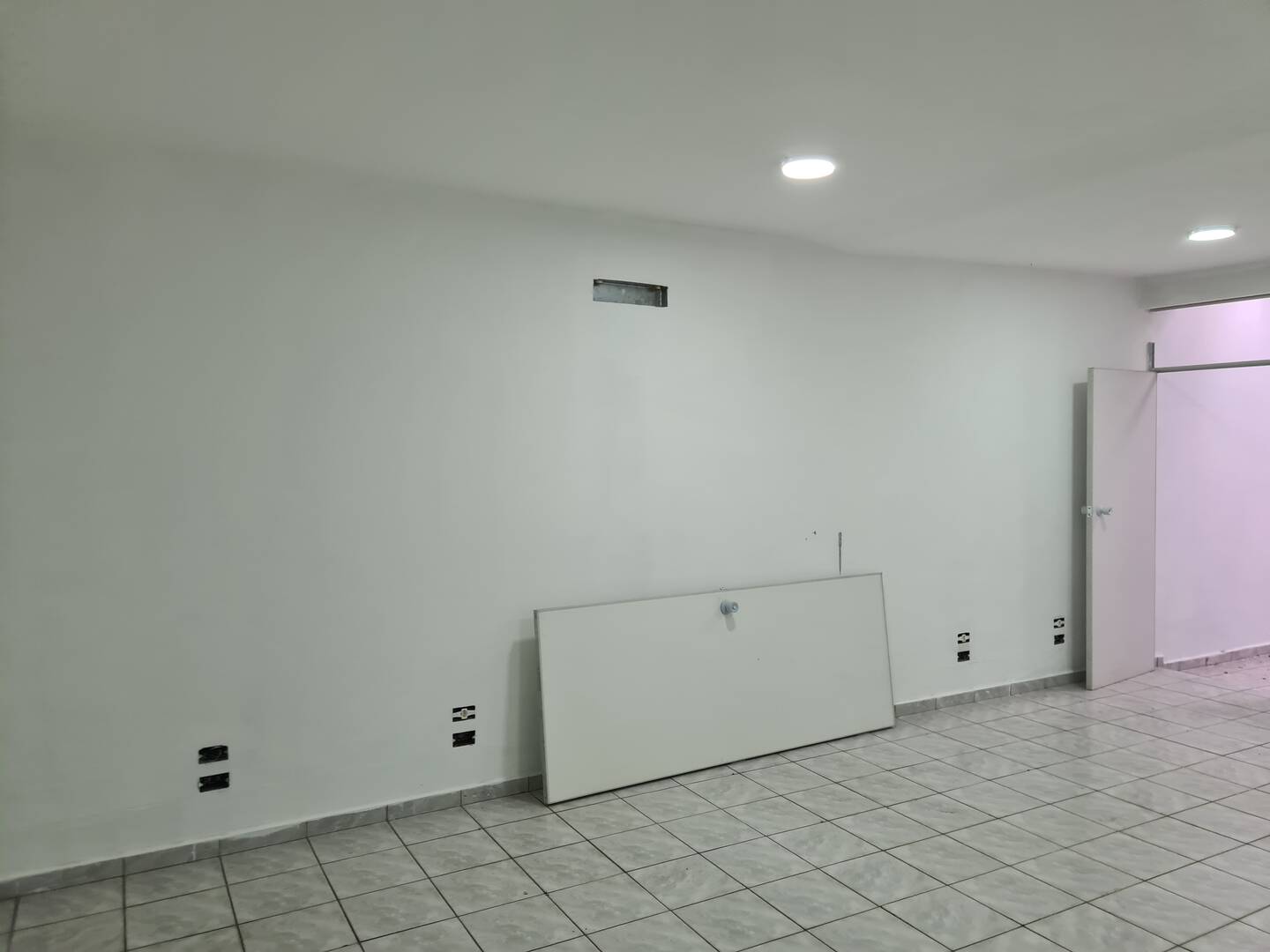 Prédio Inteiro para alugar, 200m² - Foto 5
