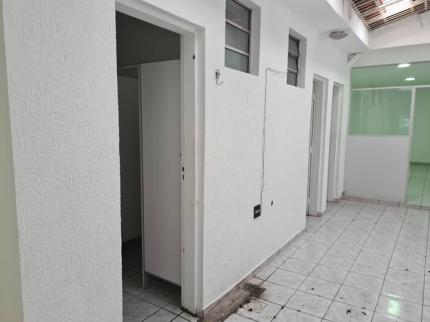 Prédio Inteiro para alugar, 200m² - Foto 7