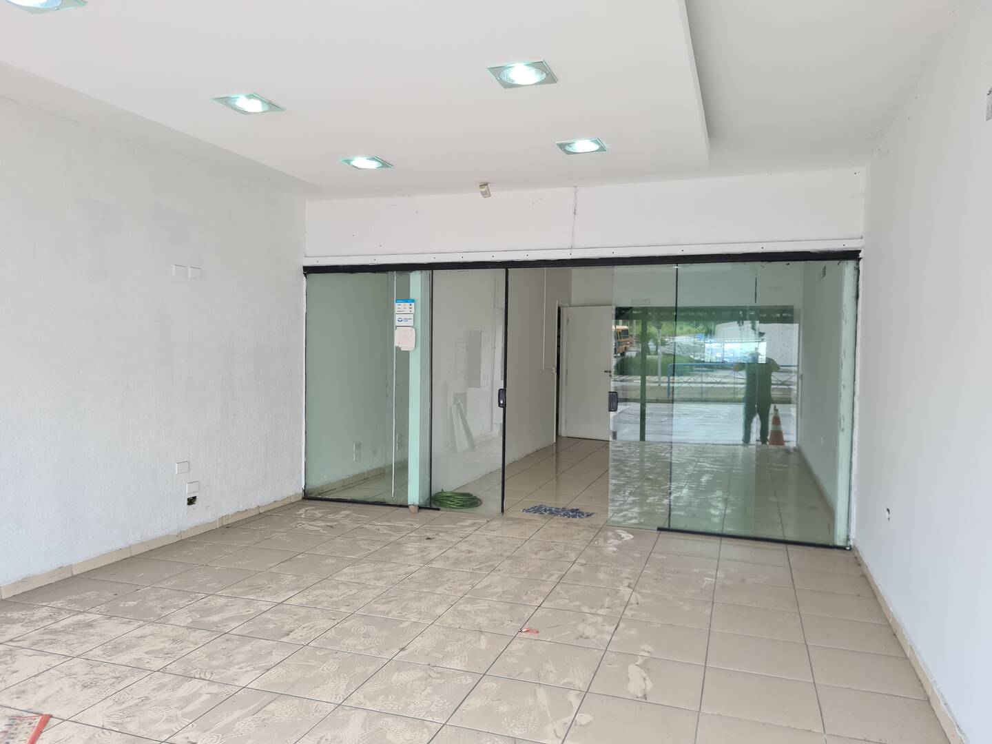 Prédio Inteiro para alugar, 200m² - Foto 3