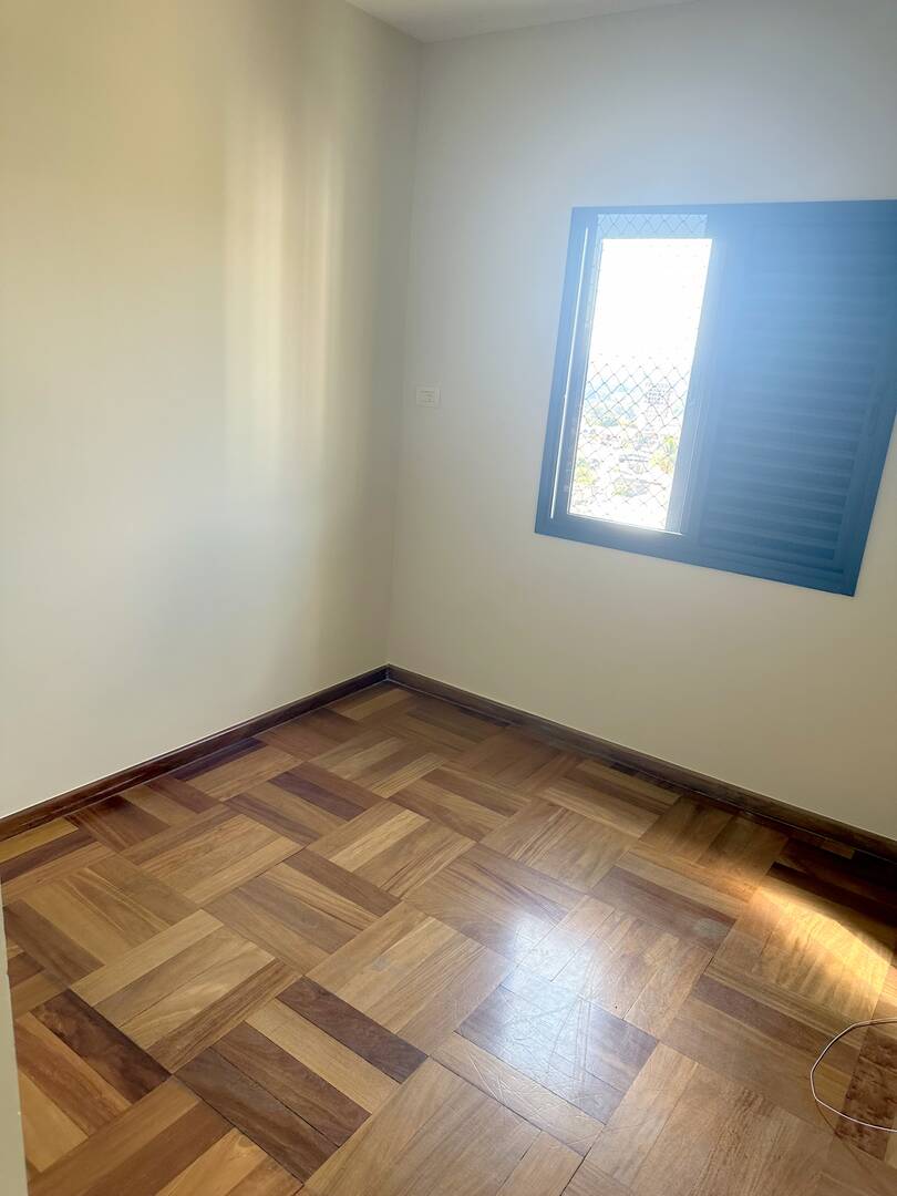 Apartamento para alugar com 3 quartos, 114m² - Foto 22
