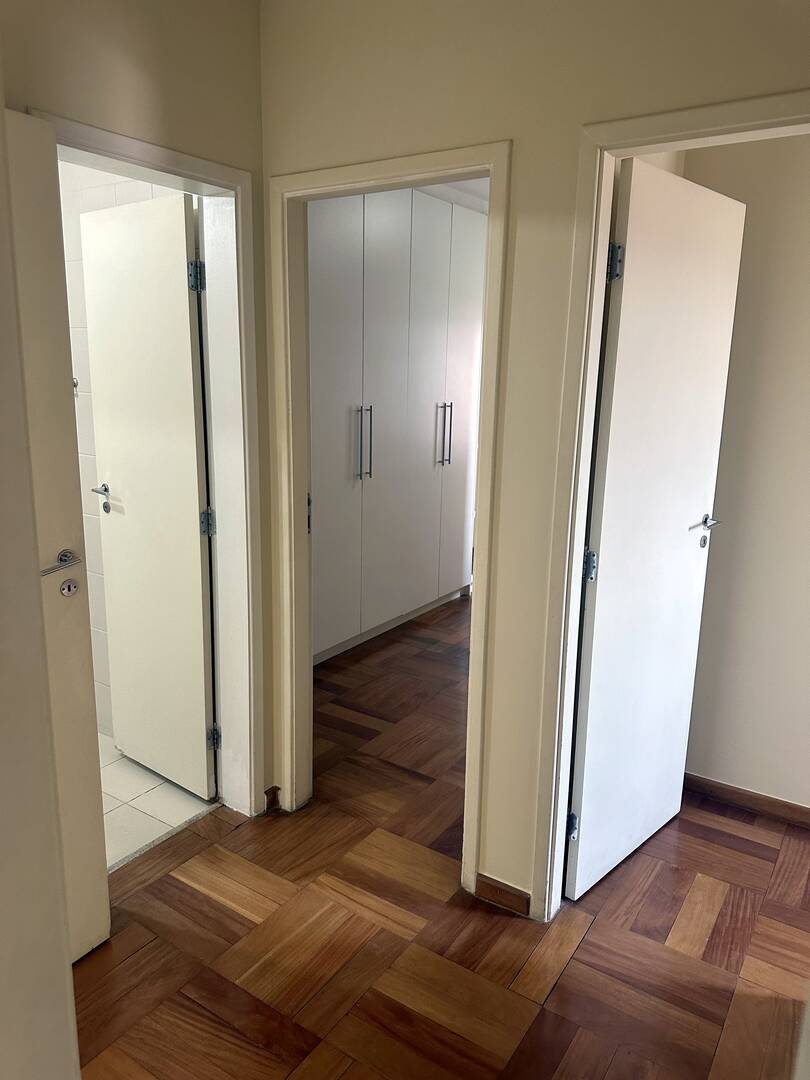 Apartamento para alugar com 3 quartos, 114m² - Foto 23