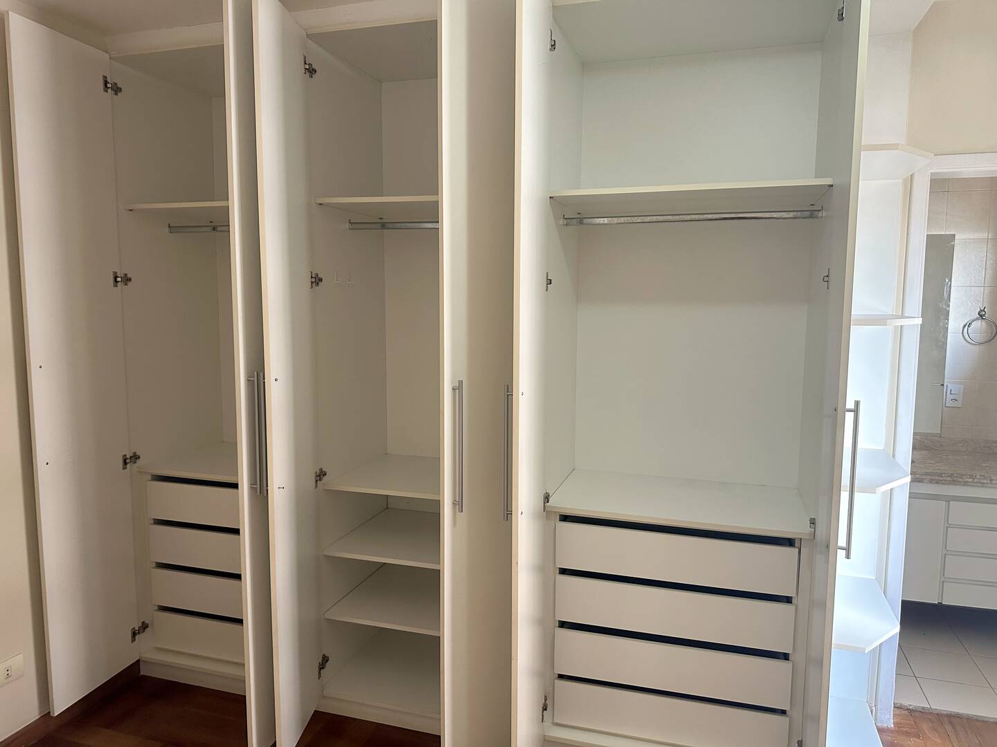 Apartamento para alugar com 3 quartos, 114m² - Foto 17